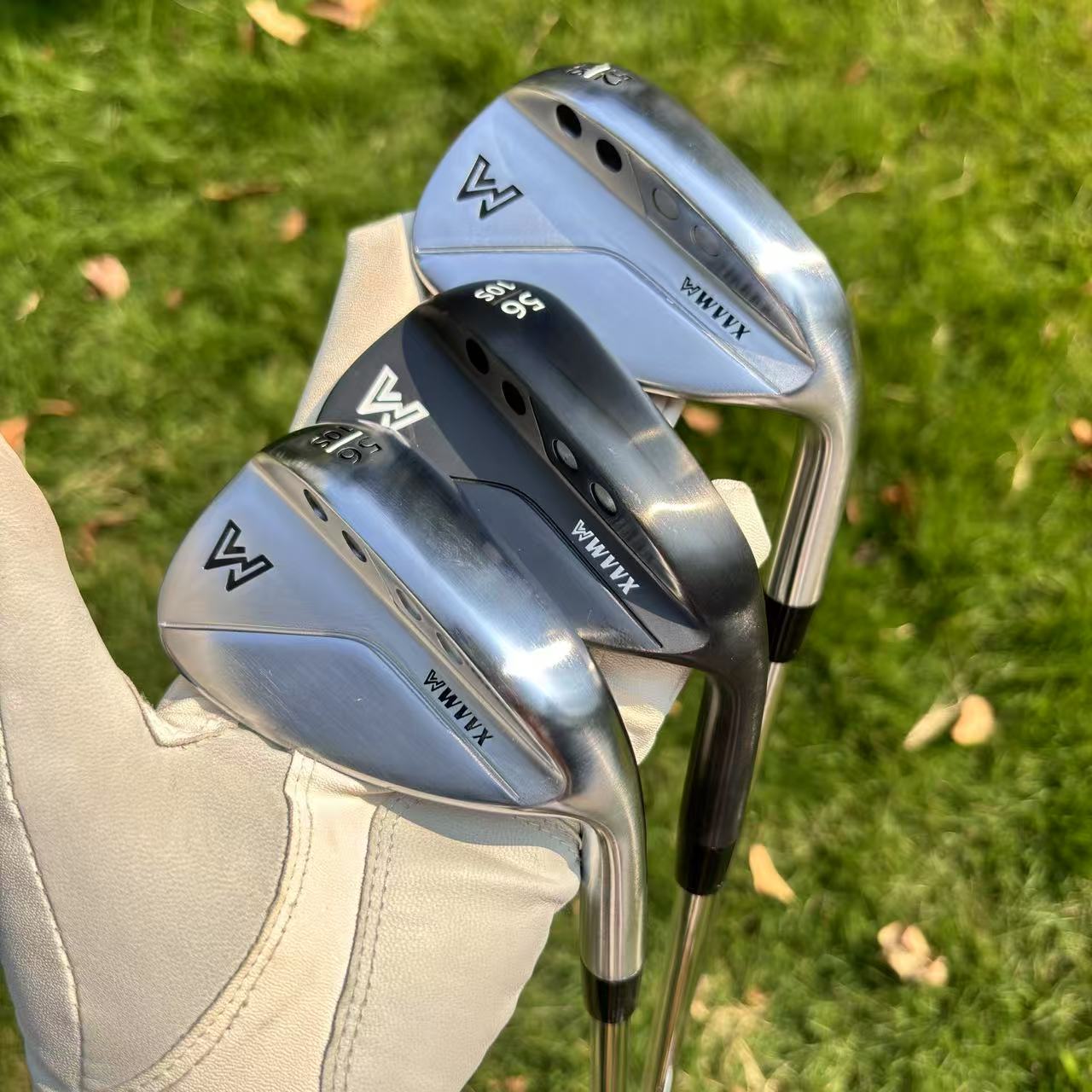 WVVX Jaws Golf Sand Wedge - Ar - Shaft Flex Stiff recensione e prezzo